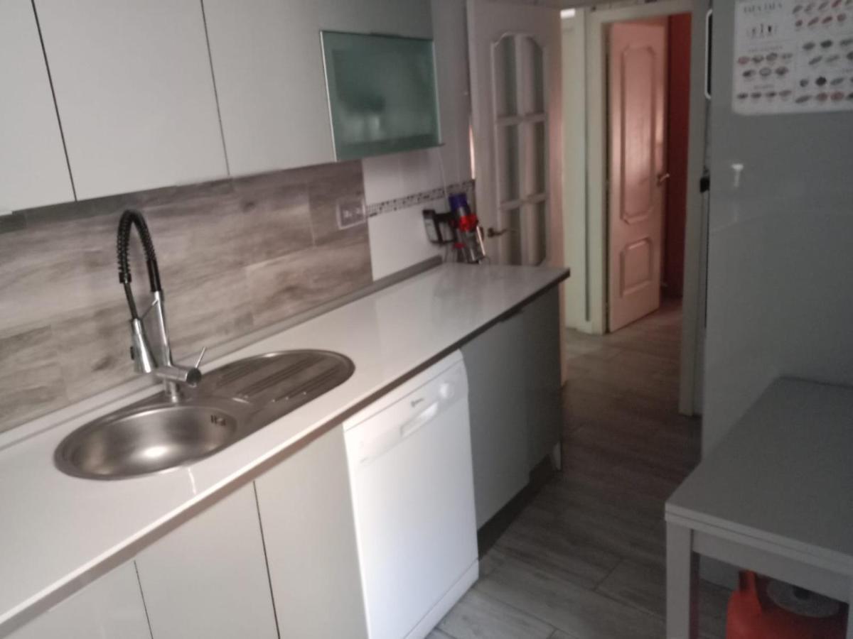 Habitacion Privada Tarragona Con Cocina Salon Y Terraza Piso Compartido エクステリア 写真